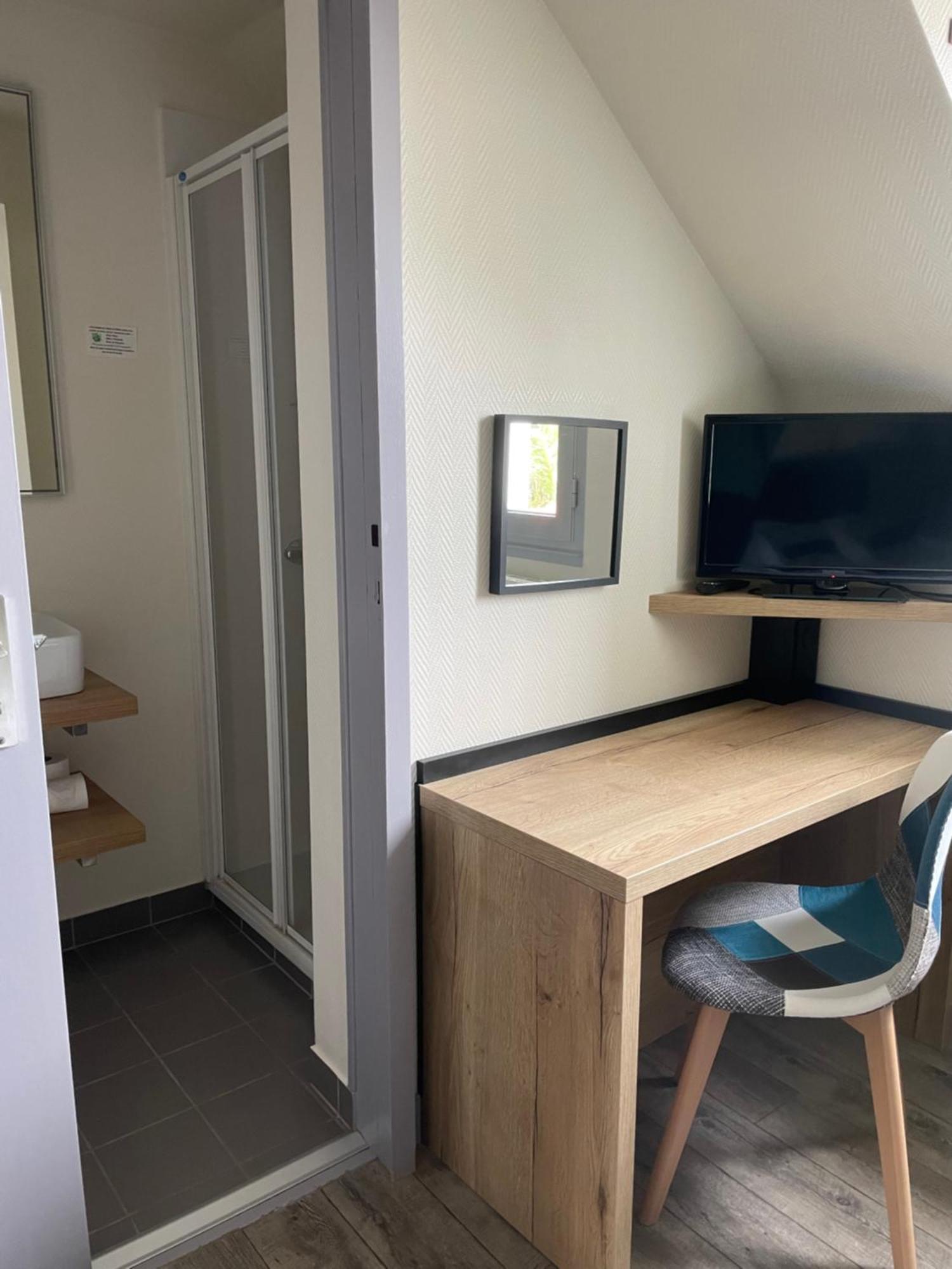 Hotel Aux Tamaris Sauzon Pokoj fotografie